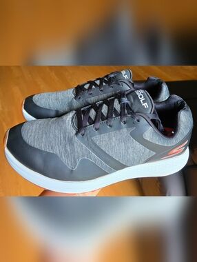 Sz 10 Women's SKECHERS GO GOLF MAX CUT Grey/Black Golf Shoes